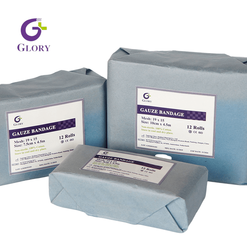 تضميد الجروح بضمادة شاش ناعمة